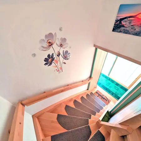 Holiday home Boddenblick - Auf Hiddensee In *